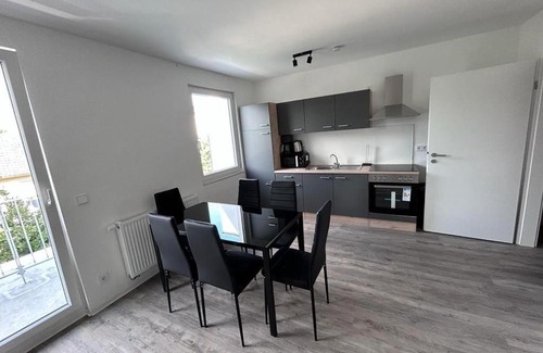 Five Dock Apartment | VACATION APARTMENTS