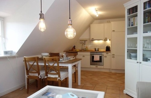 Alkersum Apartment | Vacation at Hüs Dikstian in Alkersum