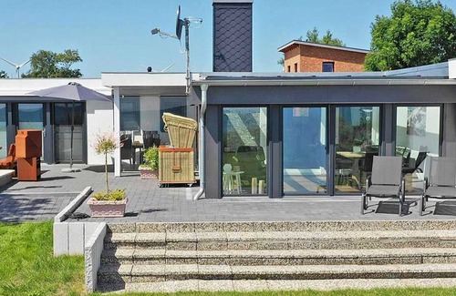 Ostholstein Apartment | Vacation bungalow Fe(hma)rnblick