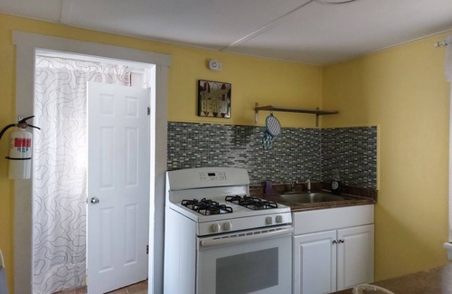 Point Pleasant Beach Cottage | Vacation Cottage steps to the beach and boardwalk