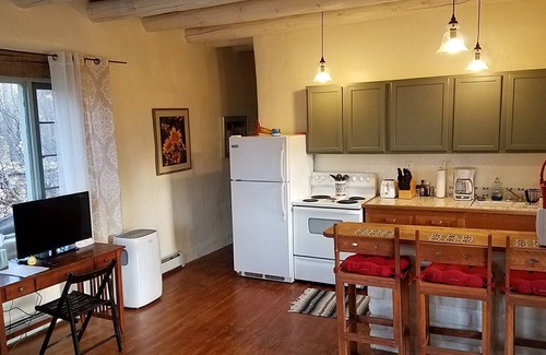 Nambe House | Vacation Casita Manzana - next to Vineyard in Nambe, Santa Fe County, NM