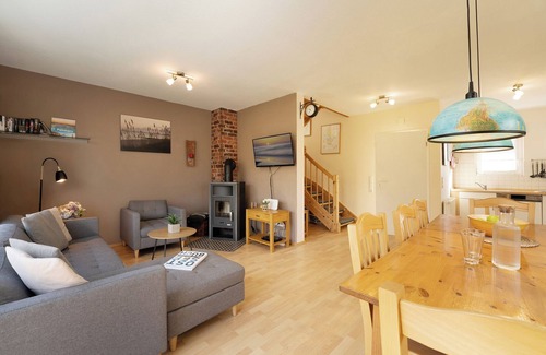 Vadersdorf House | Vacation apartment Vadersdorf VIc with terrace on Fehmarn