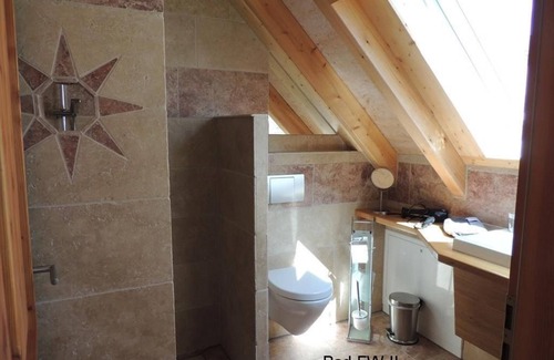 Schweigen-Rechtenbach Bed & Breakfast | Vacation apartment II, shower and bath, WC, non-smoking - vacation apartment/guest house