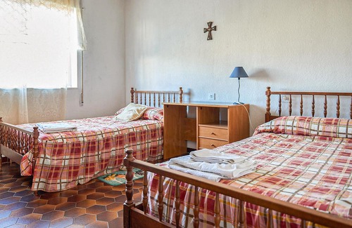Quintana del Castillo House | Vacation in Spain ? A cozy house in the beautiful nature for your family vacation.