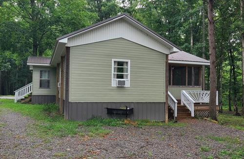 Muddy Pond House | Vacation guest house in Muddy Pond near Cookeville and Crossville