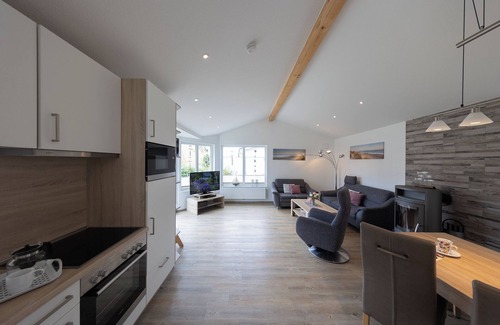 Dorumer Neufeld House | Vacation home Wattkrabbe. Charming and inviting.