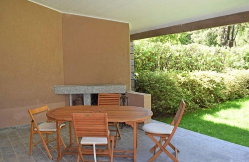 Porto Valtravaglia House | Vacation home Alpina by Interhome
