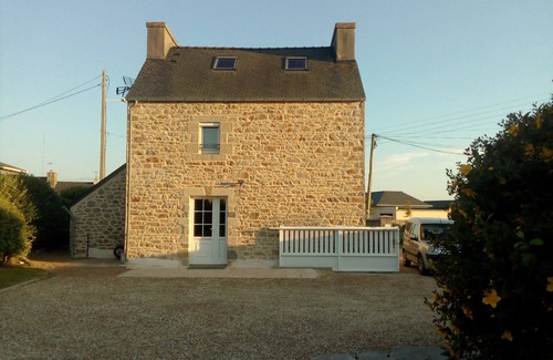 Kerlouet House | Vacation home 1.5km from the beach