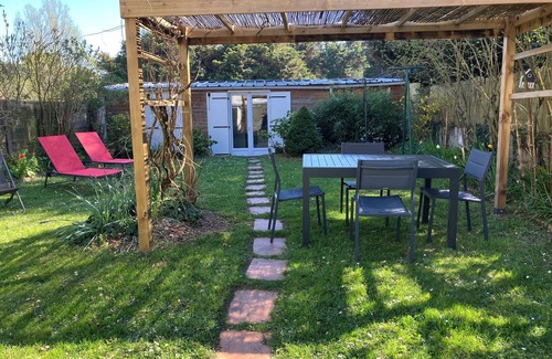 Ille-et-Vilaine House | Vacation home 2 steps from the beach