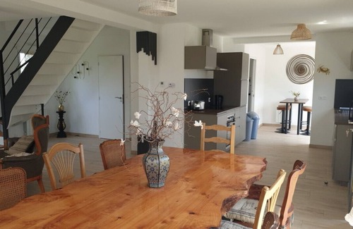 Cleder House | Vacation home -6 to 8 people