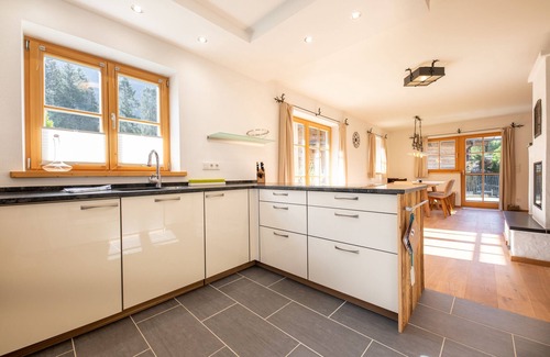 Muhldorfl House | Vacation home "Am Josefibrunnen" in Farchant
