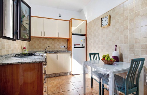 Pajara House | Vacation Home 'Apartamento La Solapa' with Mountain View, Shared Garden and Wi-Fi