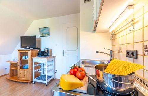 Oldsum Apartment | Vacation home Broders - Holiday apartment jetj wening