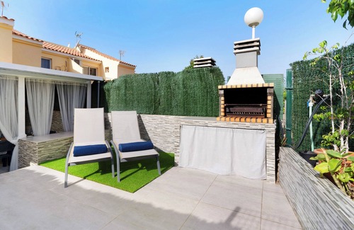 Sonnenland House | Vacation Home "Bungalow Sonemar Paradise" with Shared Pool & Wi-Fi