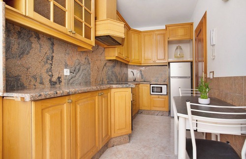 Gran Tarajal House | Vacation Home "Casa Rosi" with Mountain View & Wi-Fi