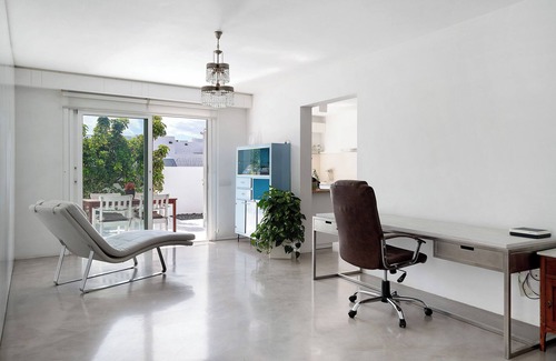 Playa del Cable House | Vacation Home 'Casa La Concha Lanzarote' with Shared Pool, Private Terrace and Wi-Fi