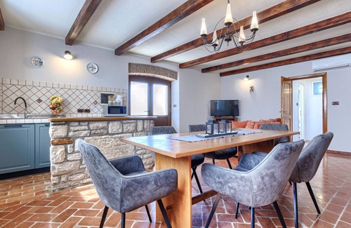 Nova Vas House | Vacation home Darija by Interhome