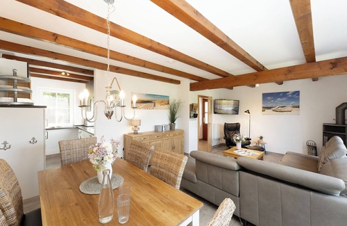 Neukirchen House | Vacation home Dat Ostseehus with 2 terraces in Kraksdorf