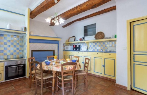 Besse-sur-Issole House | Vacation home Le Mas by Interhome