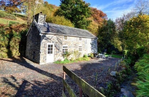 Llanfair Caereinion House | Vacation home Llanerfyl in Newtown - Welshpool - 4 persons, 2 bedrooms