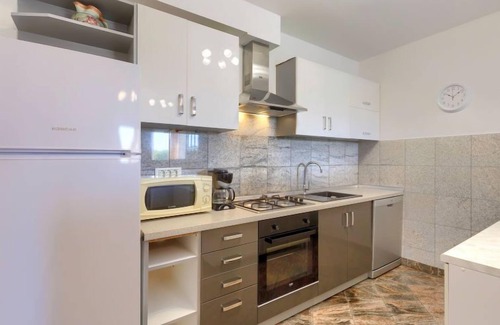 Martinski House | Vacation home Goga by Interhome