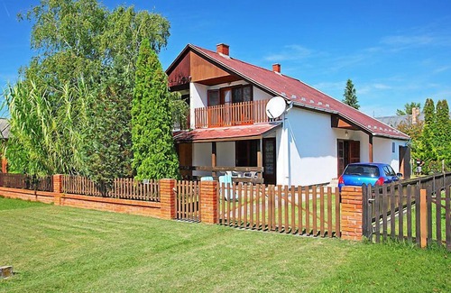 Balatonkeresztur House | Vacation home Betula by Interhome