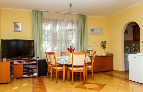 Balatonkeresztur House | Vacation home Maggio by Interhome