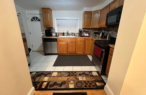 Highlandtown House | Vacation home just 8 minutes drive to Oriole Park at Camden Yards