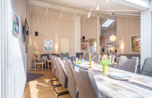 Norderteil House | Vacation home Kum Weer - A cozy retreat with generous furnishings