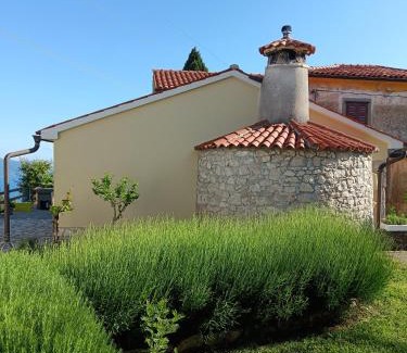 Moscenicka Draga Apartment | Vacation home Marinići