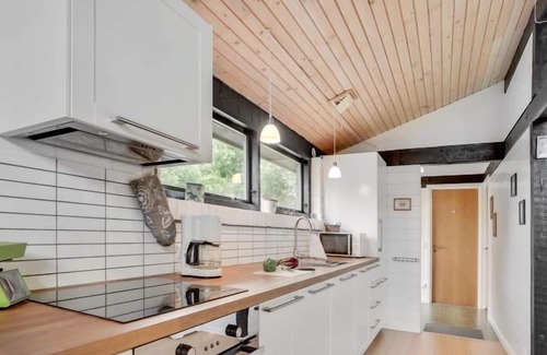 Egense House | Vacation home "Mattheus" - 650m from the sea in NE Jutland in Storvorde - 4 persons, 2 bedrooms