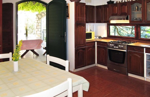 Merag House | Vacation home Mick by Interhome