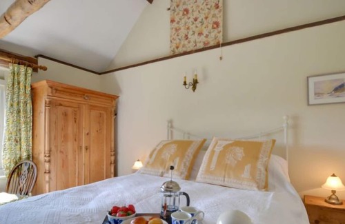 Wavehorne House | Vacation home Orlestone in Ashford - 2 persons, 1 bedrooms