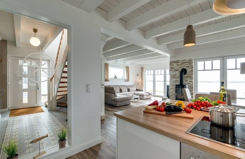 Olpenitz House | Vacation home "OstseeLounge" with private garden & sauna close to the beach