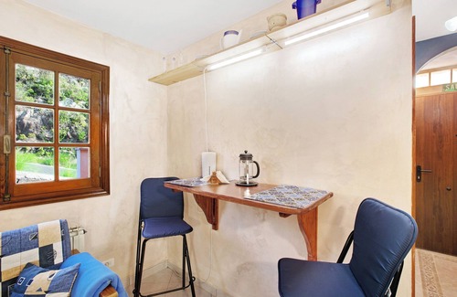 Tejina Villa | Vacation Home Petite Paradise with Sea View, Pool & Wi-Fi