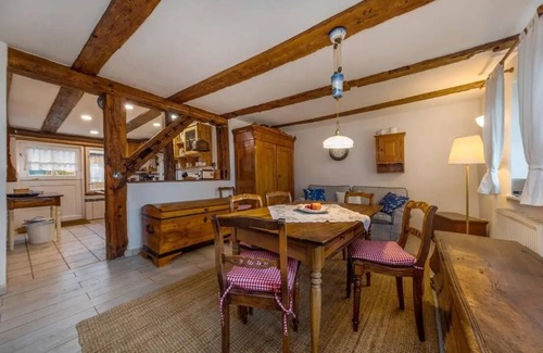 Schaprode House | Vacation home Reethaus Rosengarten and yurt opposite Hiddensee on large property