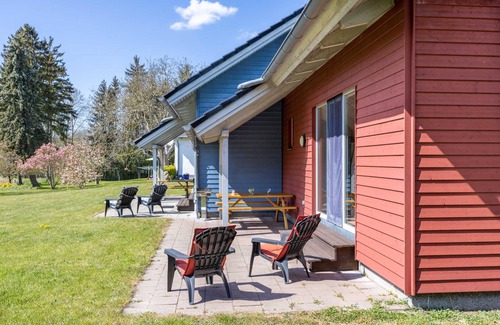 Schmadebeck House | Vacation home Regine - Baltic Sea country vacation on the vacation farm OFC 21