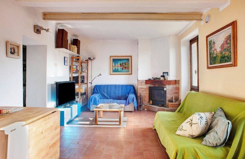 Vernazza House | Vacation Home "Seroa 1" with Sea View, Shared Terrace & Wi-Fi