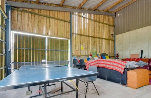 Trecastle House | Vacation home Sgubor yr Onwydden in Brecon - 11 persons, 4 bedrooms