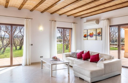 Es Palmer House | Vacation Home Son Fort Des Trenc with Mountain View, Pool, Wi-Fi, Terrace & Garden