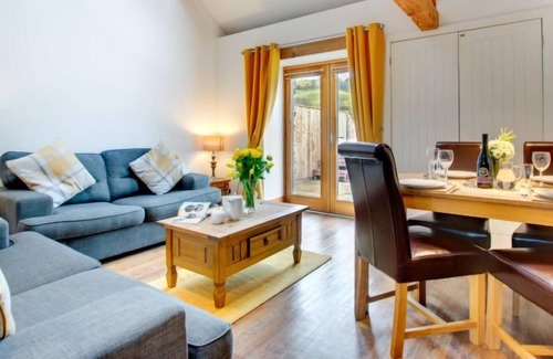 Llanycil House | Vacation home Stabal Red Lion in Llangollen - 4 persons, 2 bedrooms