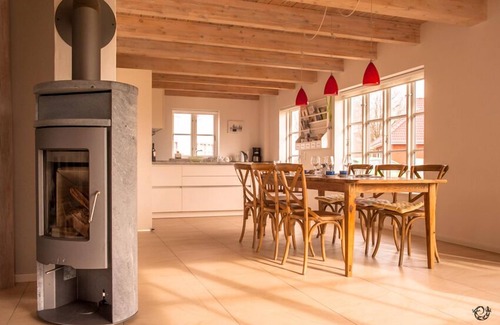 Rosenhagen House | Vacation home " Strand 22 ", on the Baltic Sea, roof terrace, sauna, WLAN, - SEASIDE-