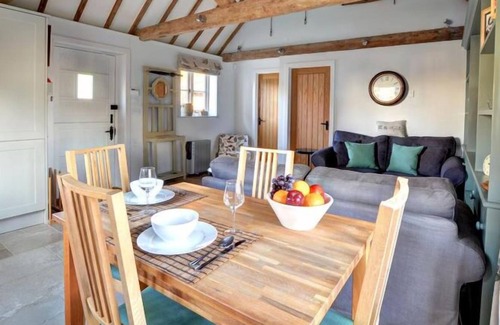 Linton House | Vacation home The Old Pump in Maidstone - 3 persons, 1 bedrooms