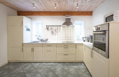 Suder-Waygaard House | Vacation home Wellnesswarft Waygaard Ost in Dagebüll for up to 4 people
