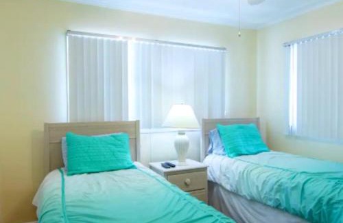 Siesta Key House | Vacation Home With Pool in siesta key sarasota