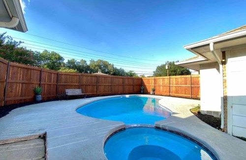 Buckner Terrace - Everglade Park House | Vacation Home with Private Pool