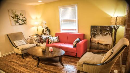 Woodridge House | Vacation house near downtown DC Free Parking