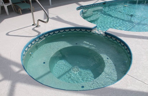 Coquina Key Villa | Vacation house with all comfort - pool, whirlpool, screen - directly by the sea