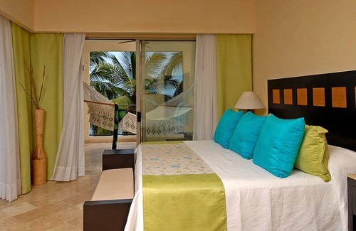 Mismaloya Resort | Vacation in a world class resort, Garza Blanca
