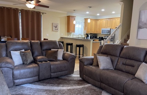 Fedhaven House | Vacation in luxury! Welcome to your home away from home.